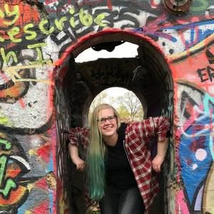 Meet your Posher, Riley